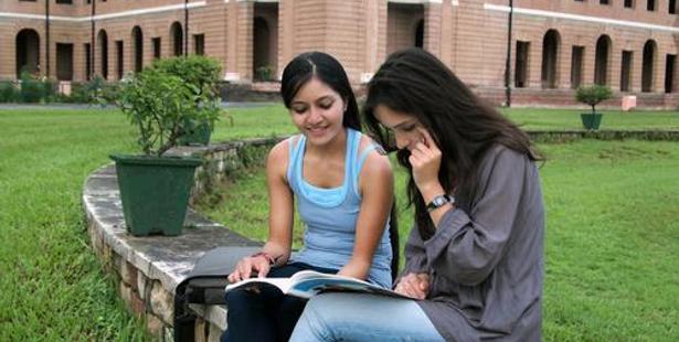 8 Things college students must do in Delhi